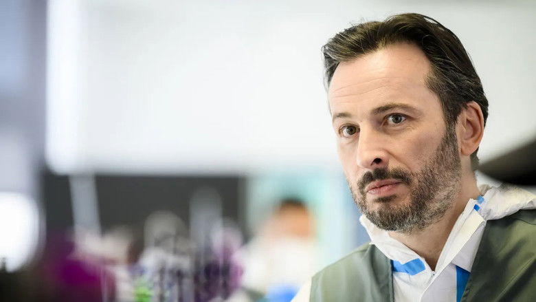 Still image for Master Crimes season 1 episode 4: Pressure