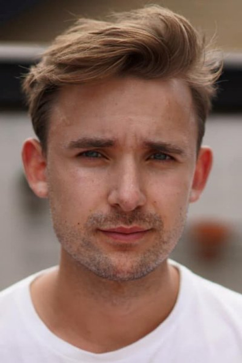 Simon Ravnsbæk portrait image