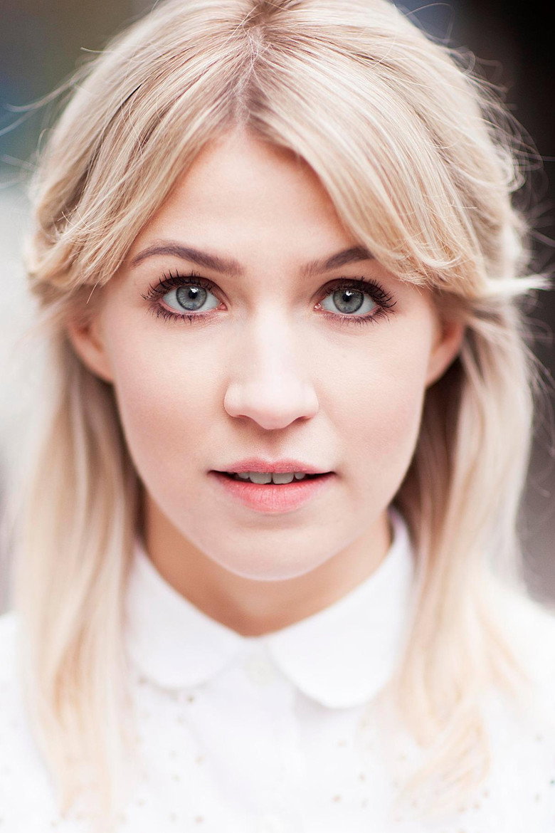 Laura Woodward photo