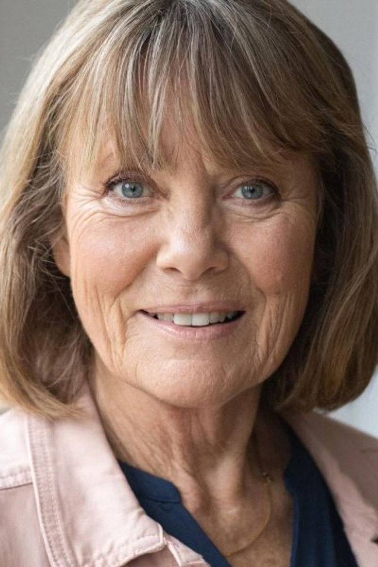 Lola Jensen portrait image