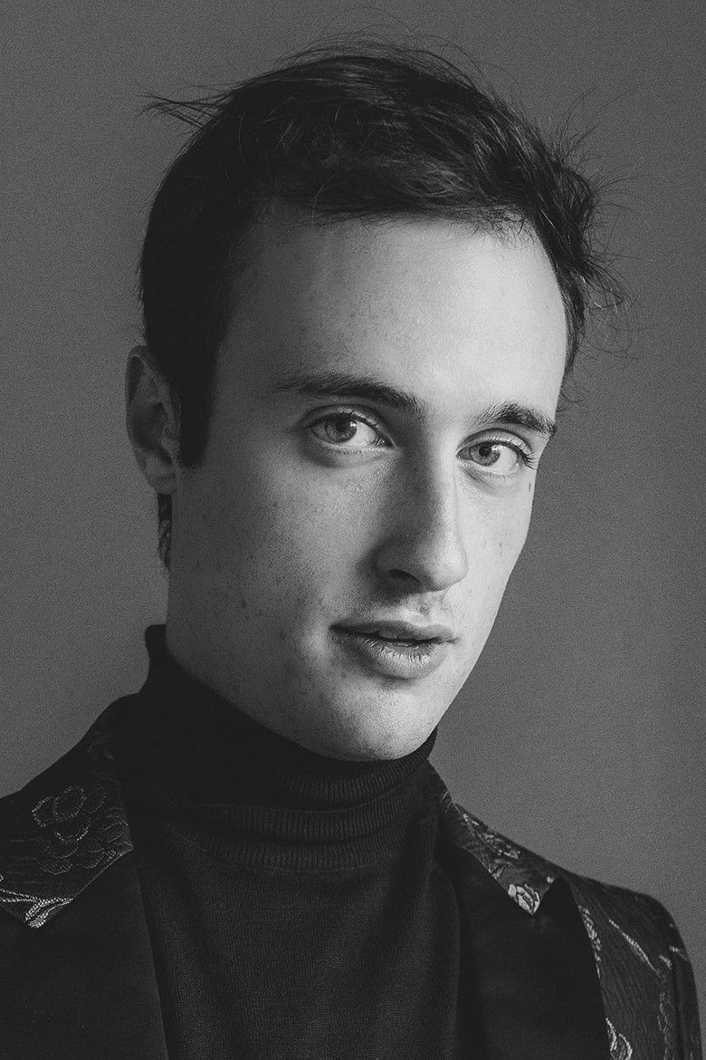 Logan Nelson portrait image