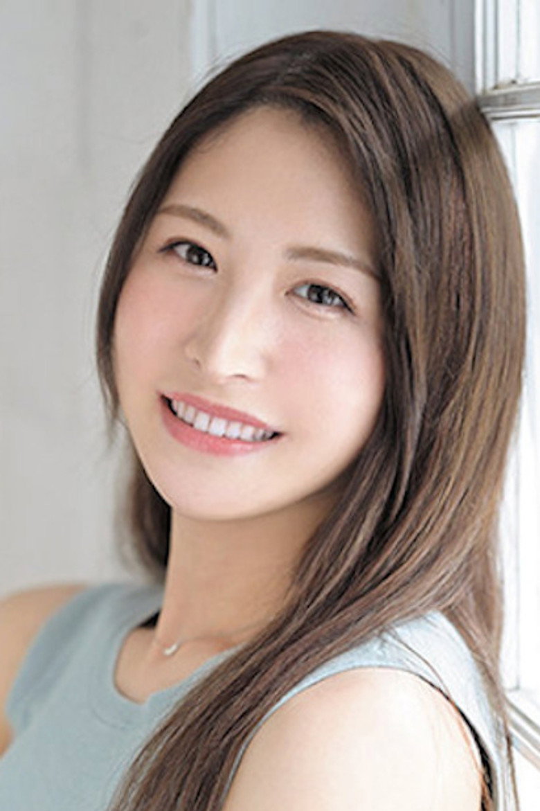 Mai Kanami photo