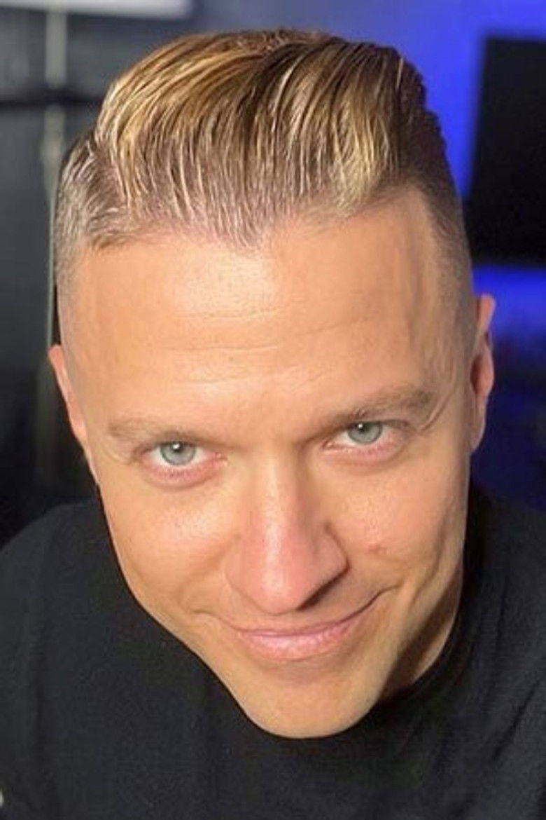 Matthew Lee portrait image