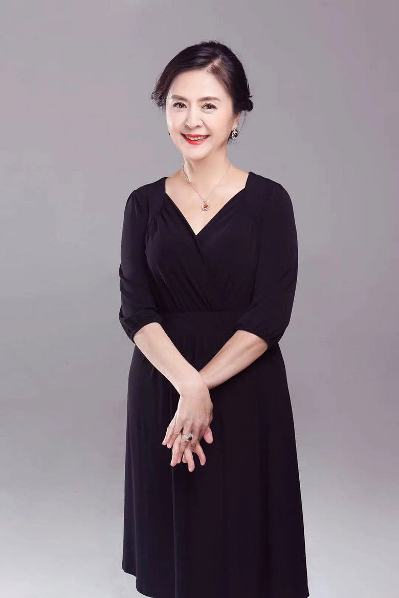 Zhou Ling portrait image