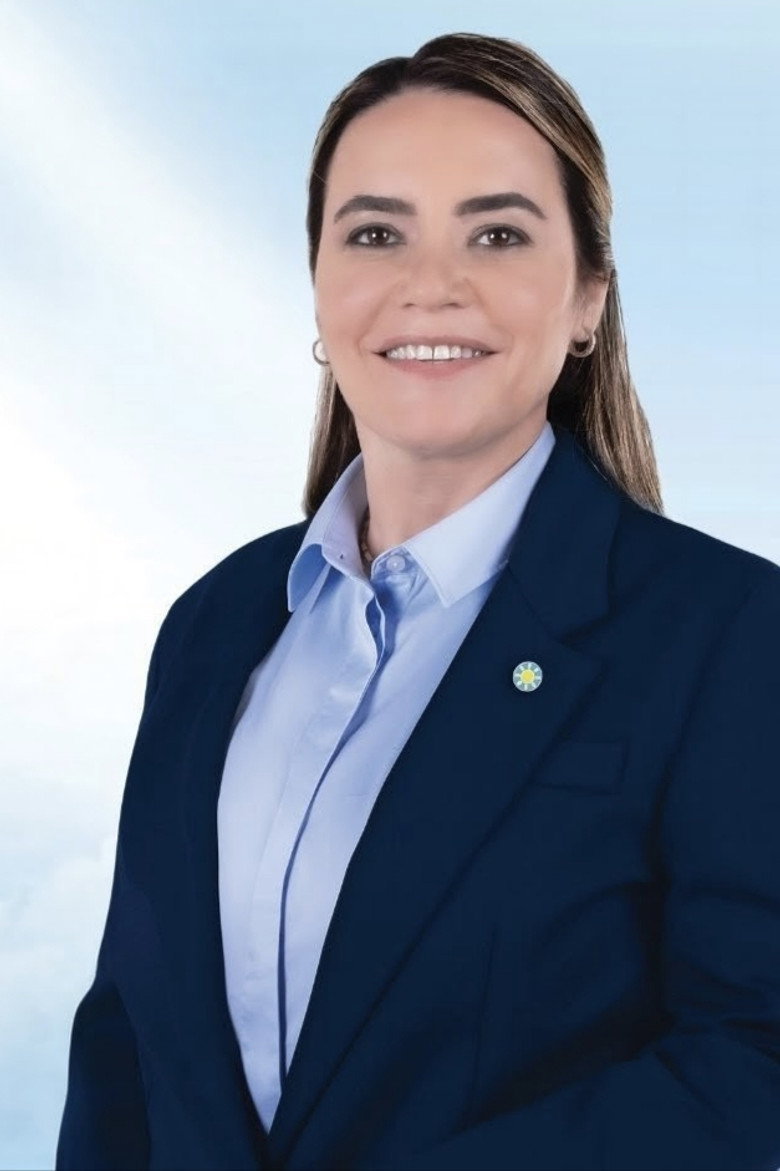 Ayyüce Türkeş portrait