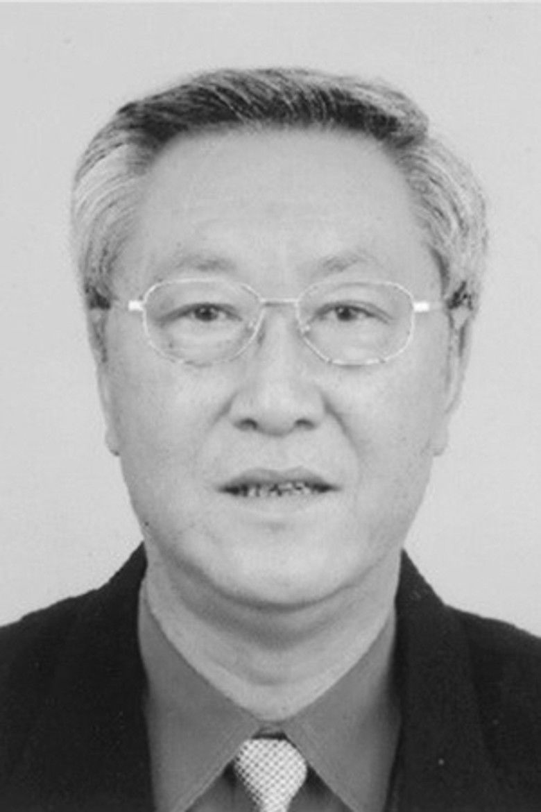 Wenbin Hu portrait image