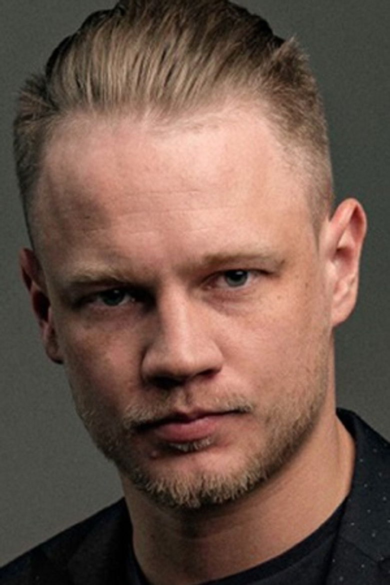 Ryan Otter portrait image