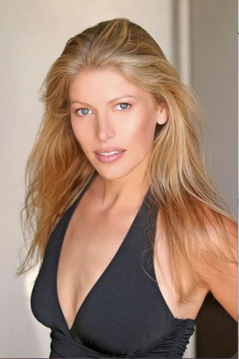 Erin Storm portrait image