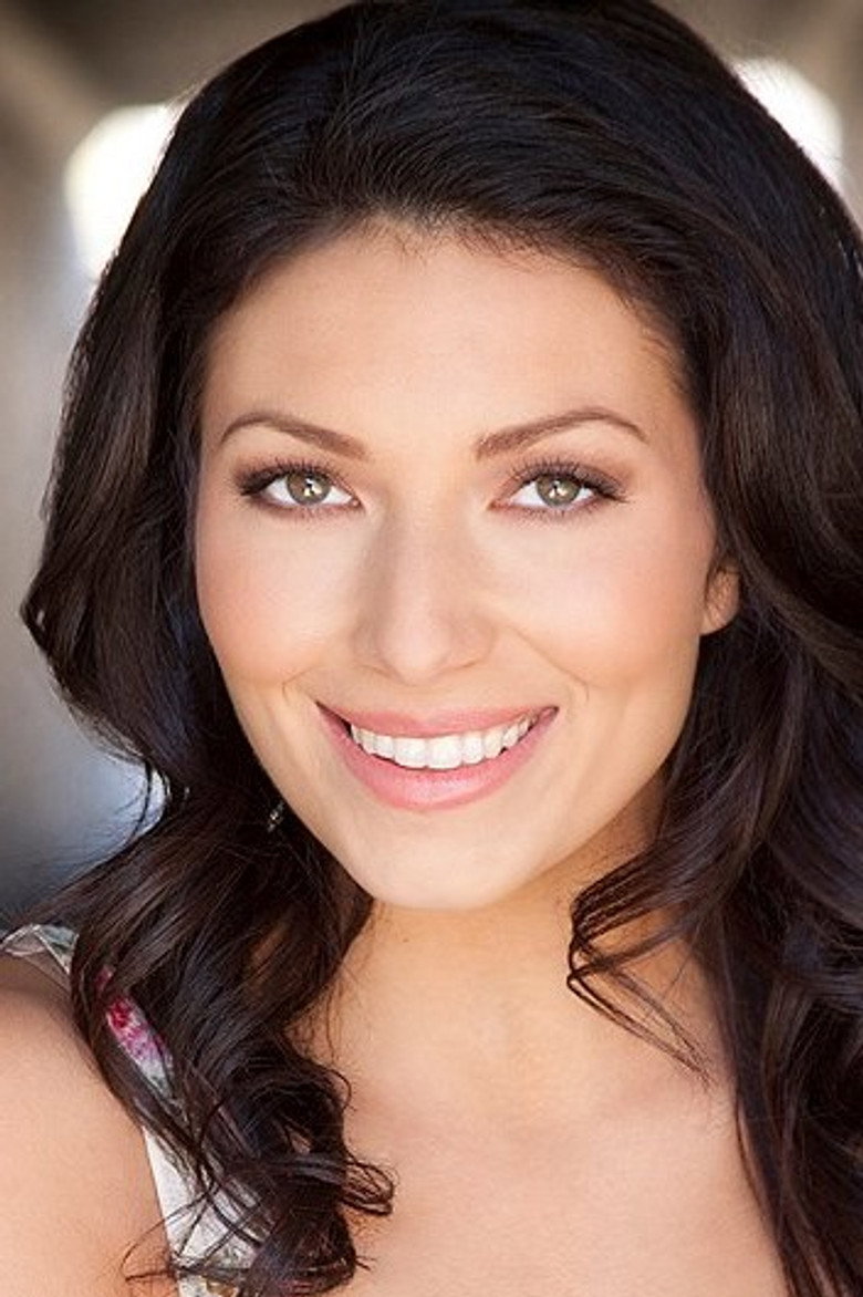 Sarah Alami photo 3