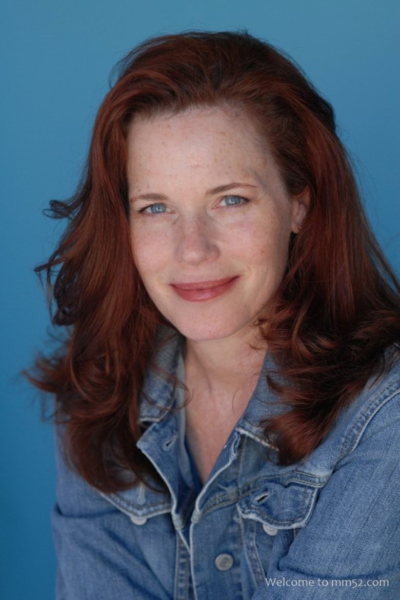 Colleen Flynn headshot