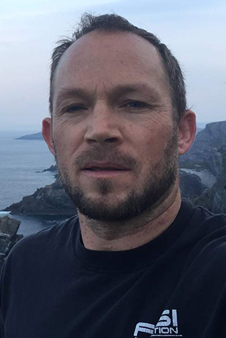 Jason Oettle portrait image