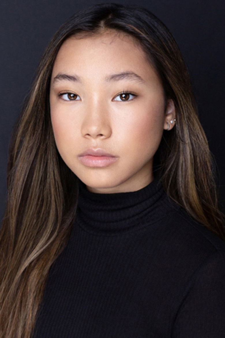 Yamilah Saravong portrait image