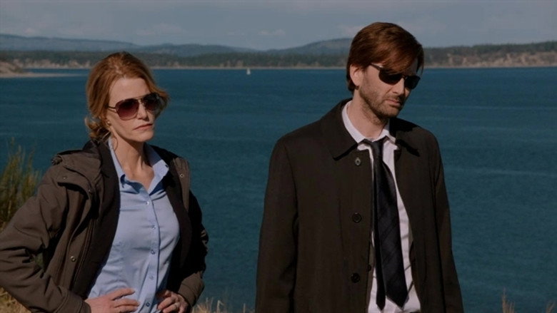 Still from Gracepoint - Season 1 Episode 1