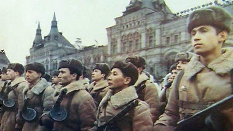 Кадр із фільму «Битва за Москву»