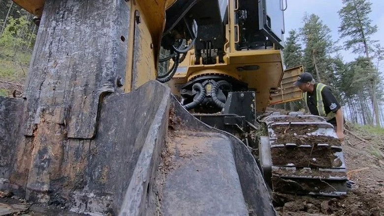 Still image for Mud Mountain Haulers season 1 episode 5: Pain in the Backwoods