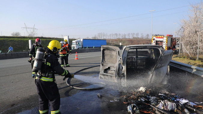 Still image for 100 jours avec les dépanneurs de l'autoroute season 1 episode 3: Episode 3