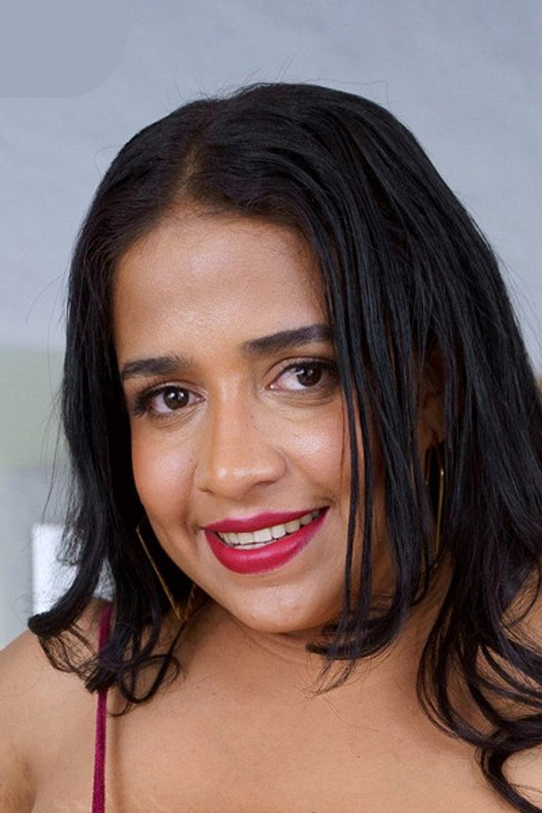 Nicole Colina portrait