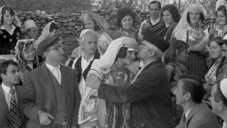 Image d'arrière-plan 1 du film Pranverë në Gjirokastër