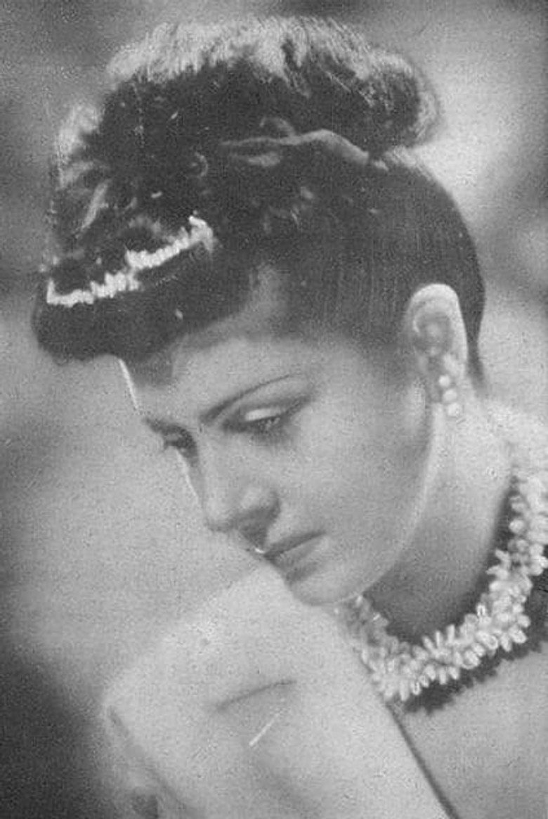 Mary Aroni photo 3