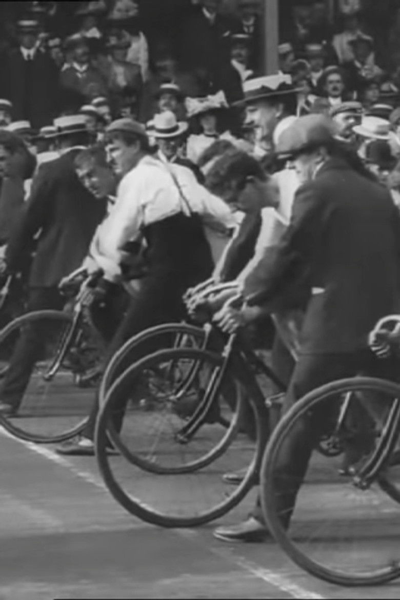 Imatge de Race for the Muratti Cup at Manchester Wheelers’ Annual Race Meet