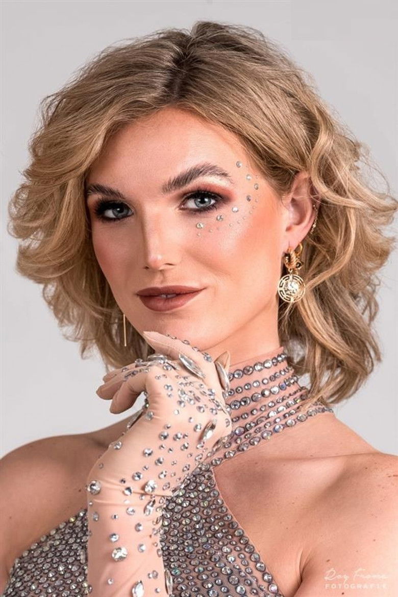 Solange Dekker portrait image