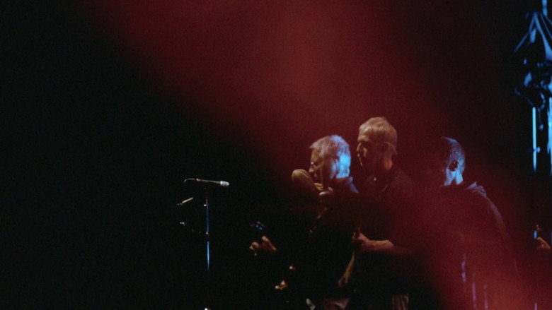 Oasis: Don't Look Back in Anger backdrop 43
