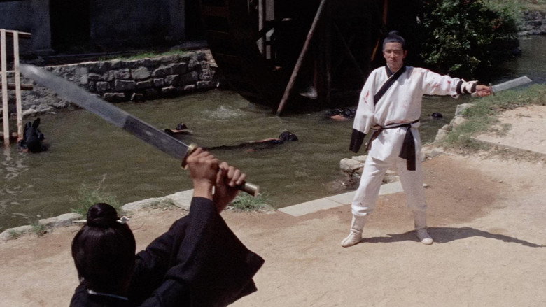 Frame from La sfida degli invincibili campioni