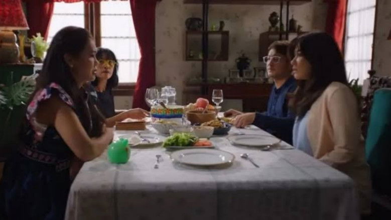 Image d'arrière-plan 8 du film Mertua Ngeri Kali