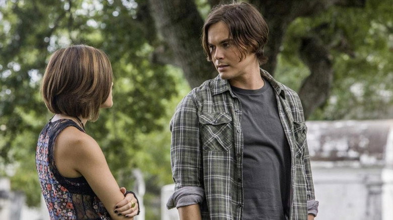 Still from Ravenswood - Season 1 Episode 1
