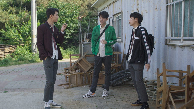 Still from Extracurricular - Season 1 Episode 4
