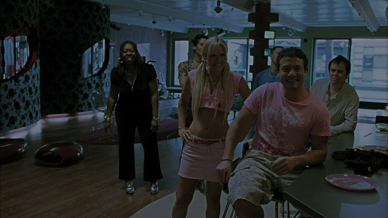 Still from Dead Set - ซีซัน 1 ตอน 1