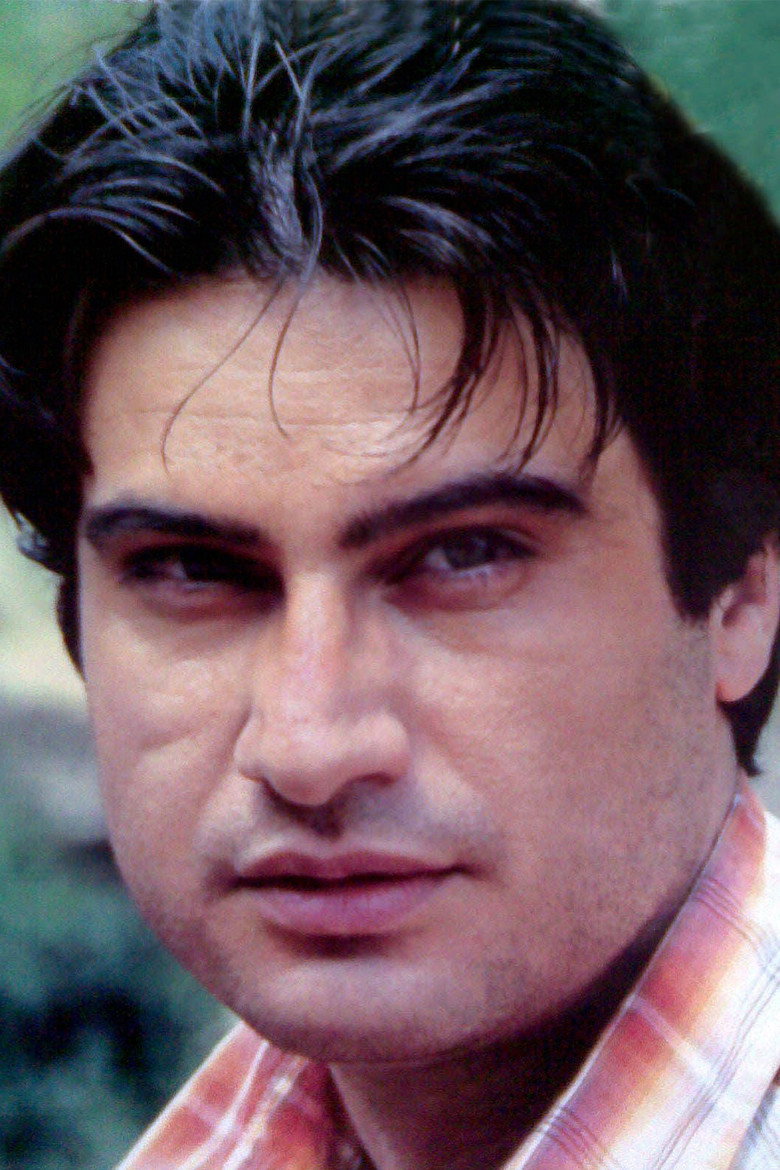 Shahram Haghighat Doost photo 2