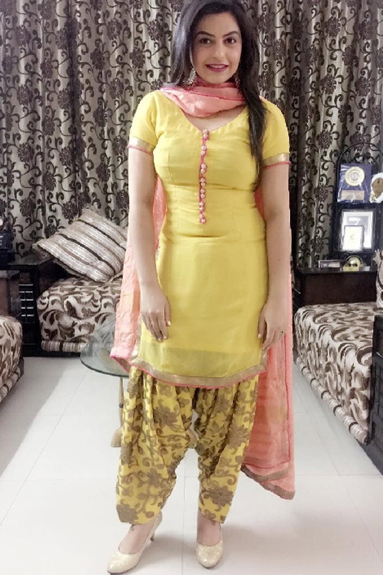 Nisha Bano photo 2
