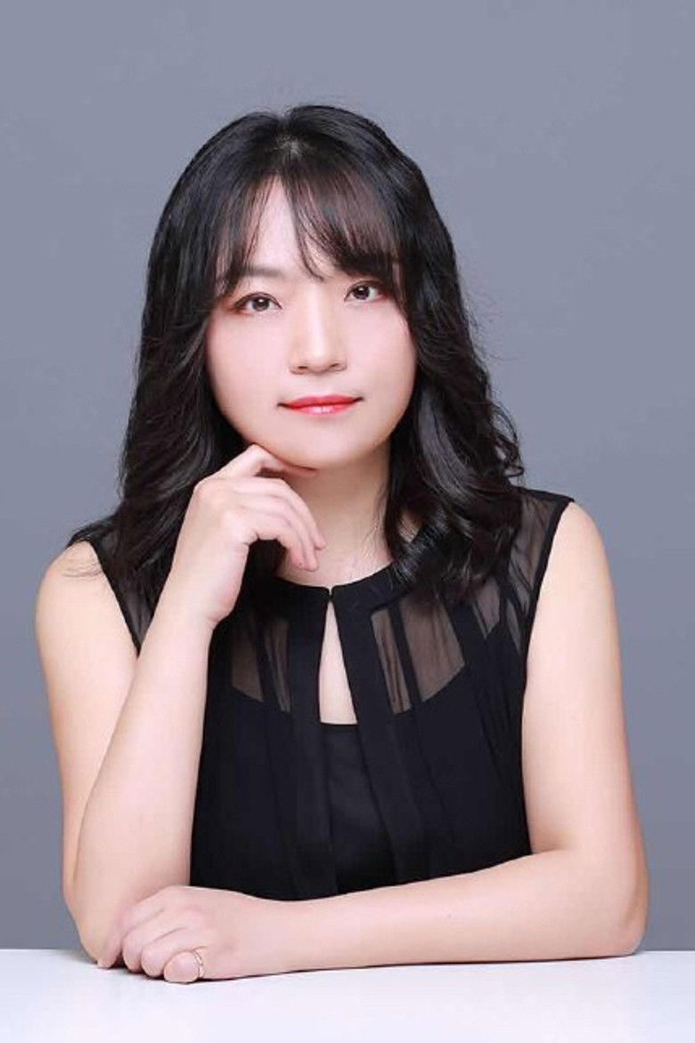 Wen Qin portrait image