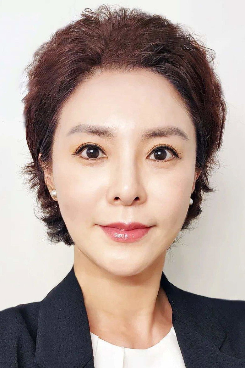 Kim Borana photo 3