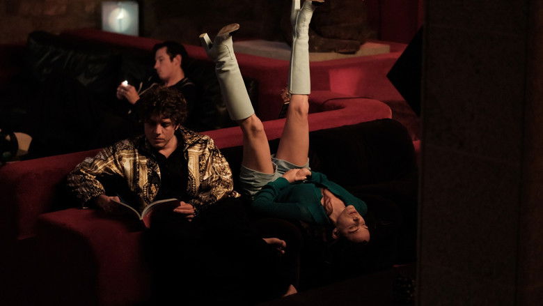 Image d'arrière-plan 5 du film Rosebush Pruning