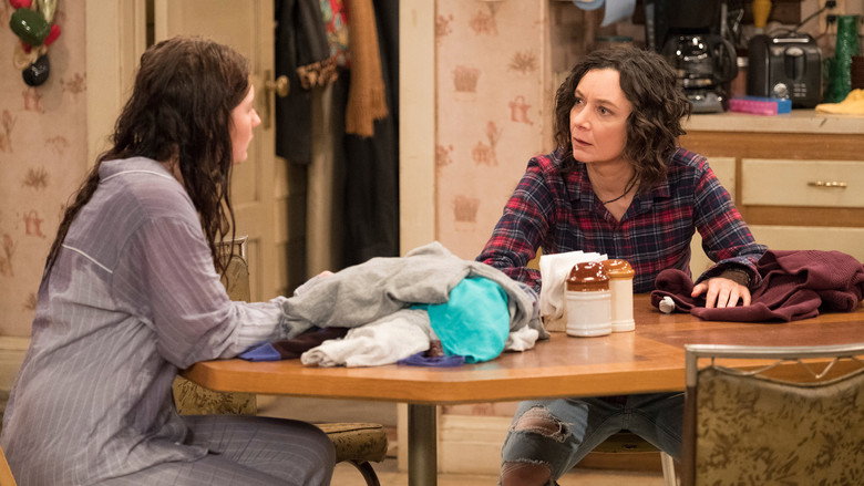 Still from Roseanne - Season 10 Episode 3