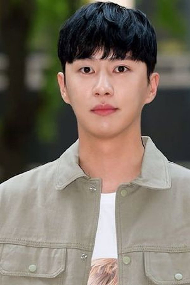 Lee Tae-kyung portrait
