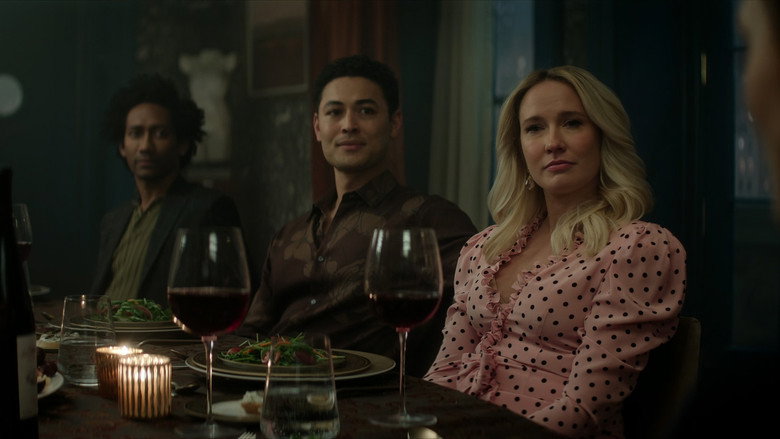 YOU S05E07 — #JoeGoldberg episode still