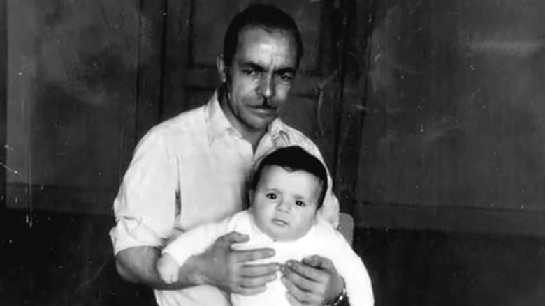 Le Choix de mon père main backdrop