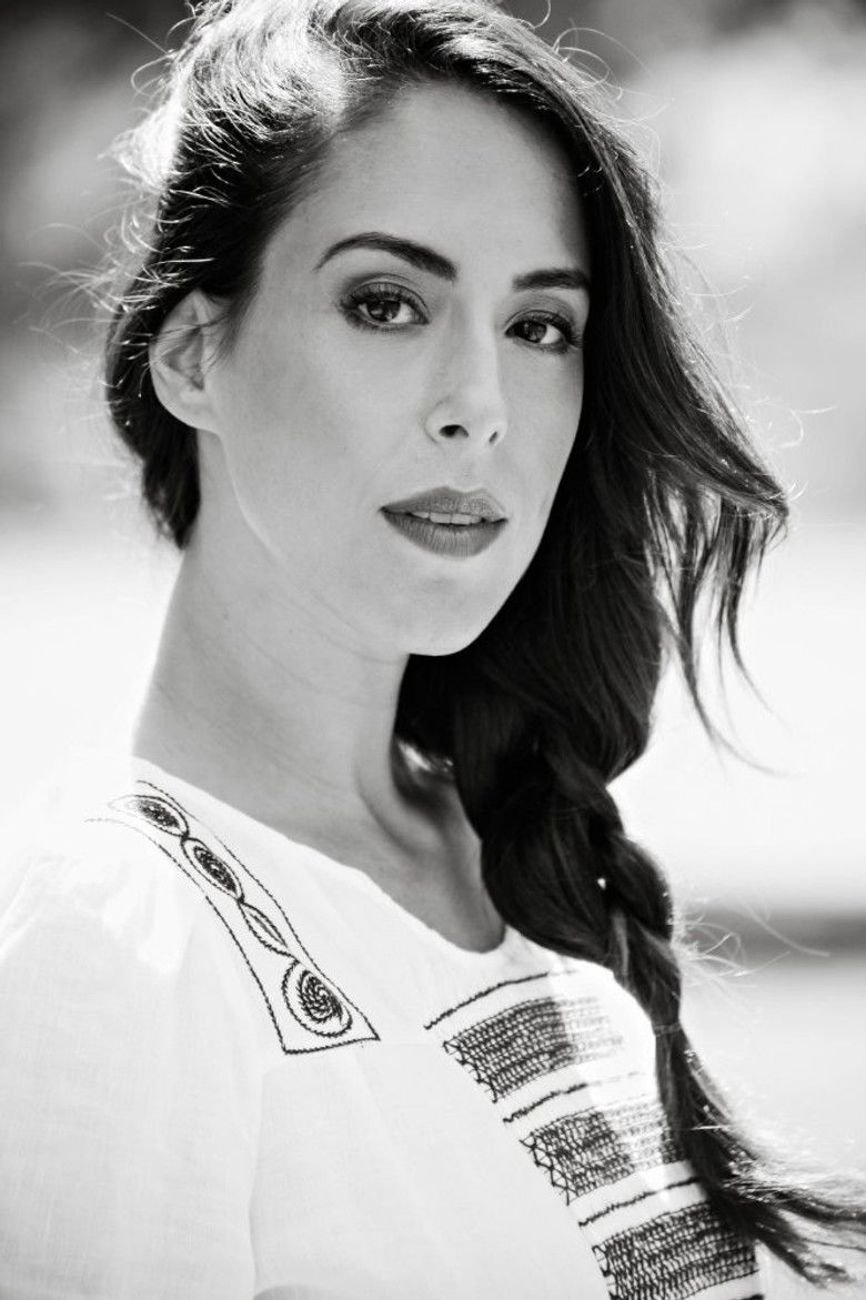 Jessica Roth portrait image