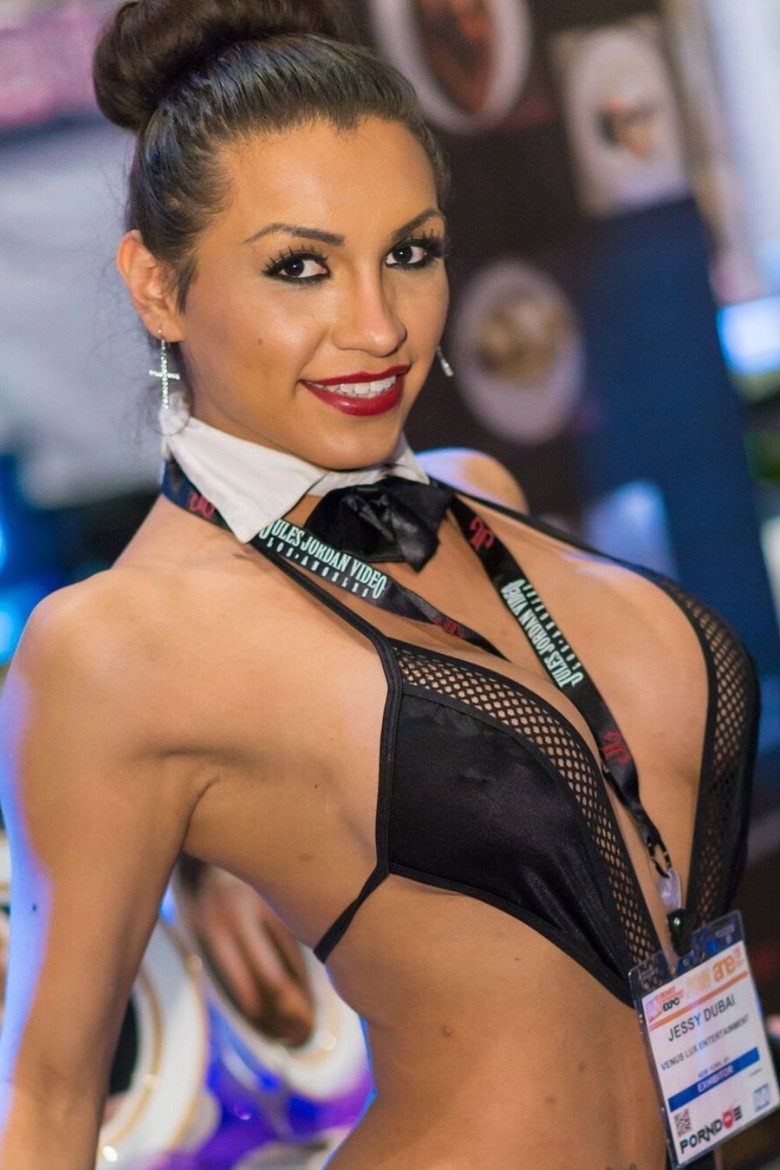 Jessy Dubai photo