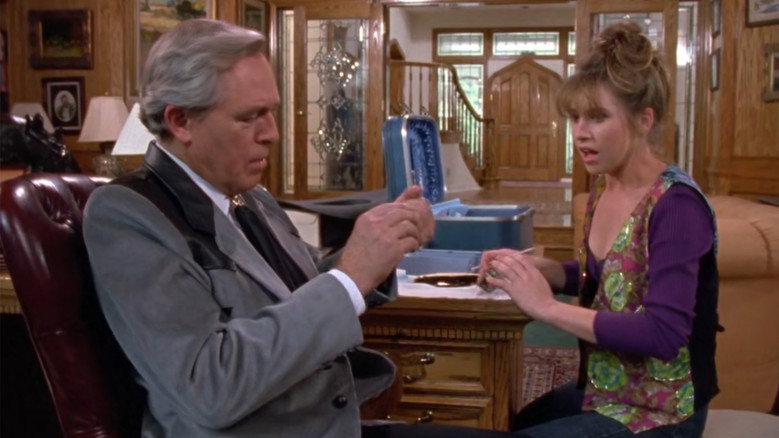 Still from МакГайвър - Сезон 7 Епизод 2