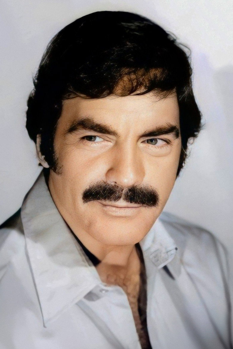 Ayhan Işık photo