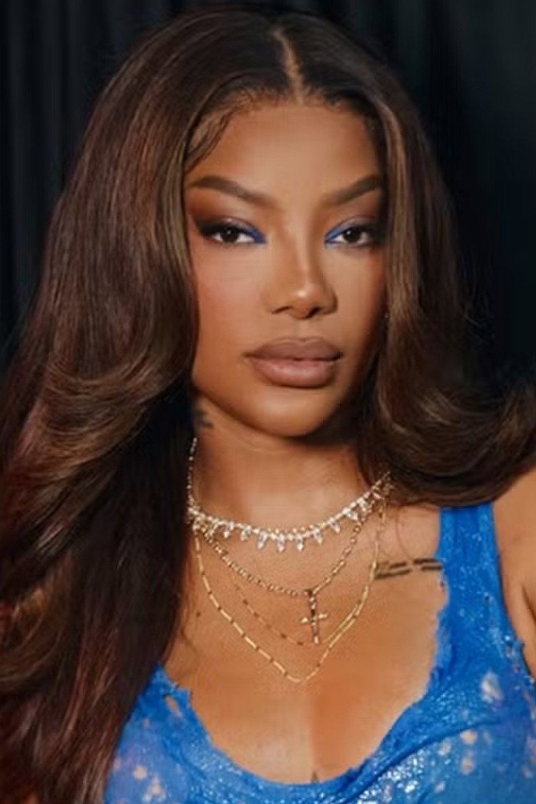 Ludmilla photo 3