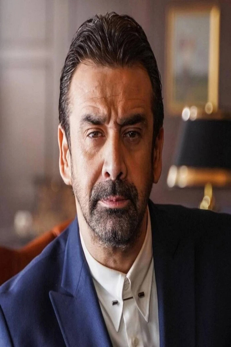 Karim Abdel Aziz 6
