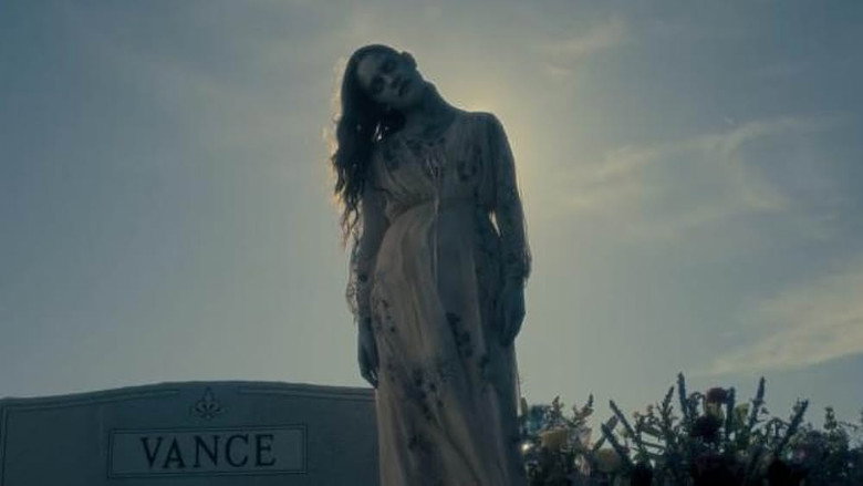 Still from The Haunting of Hill House - Season 1 Episode 7