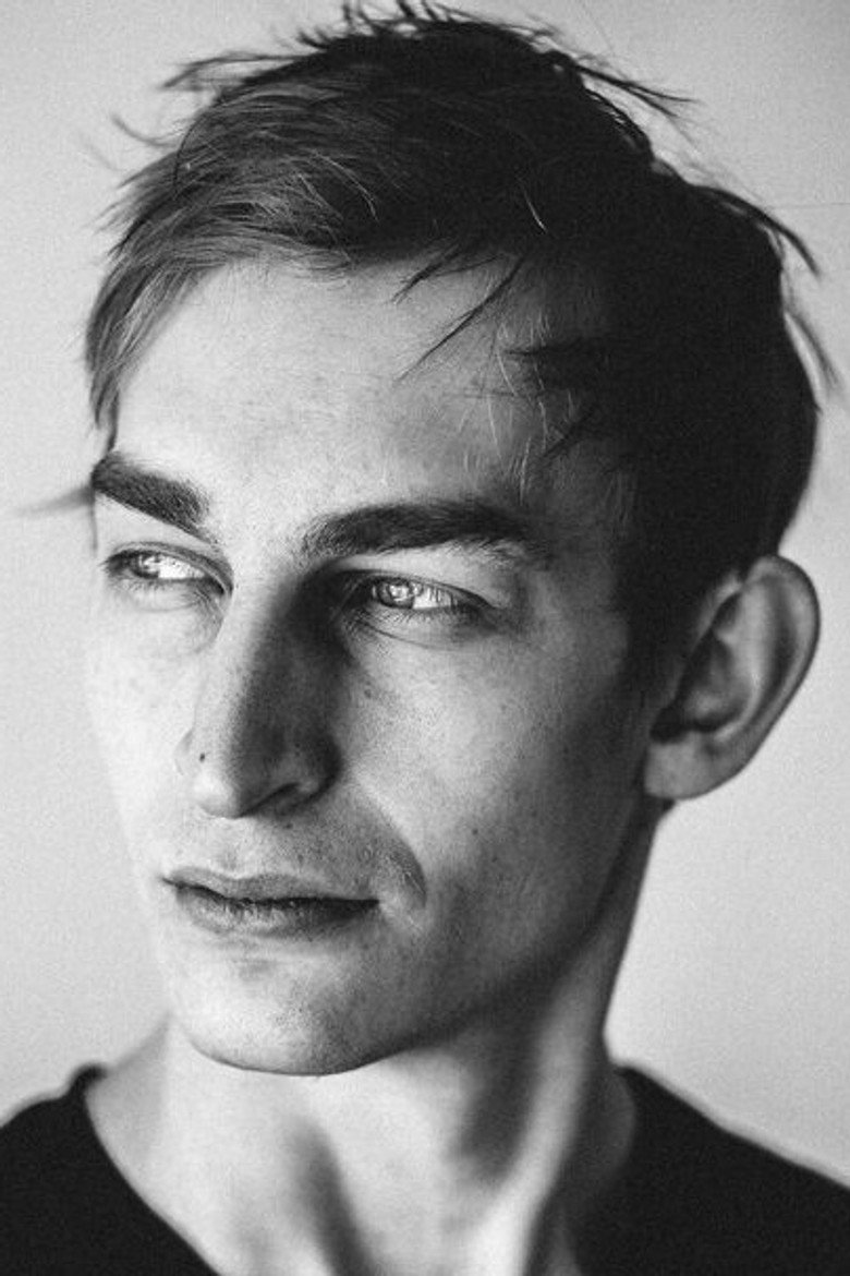 Aaron Strube portrait
