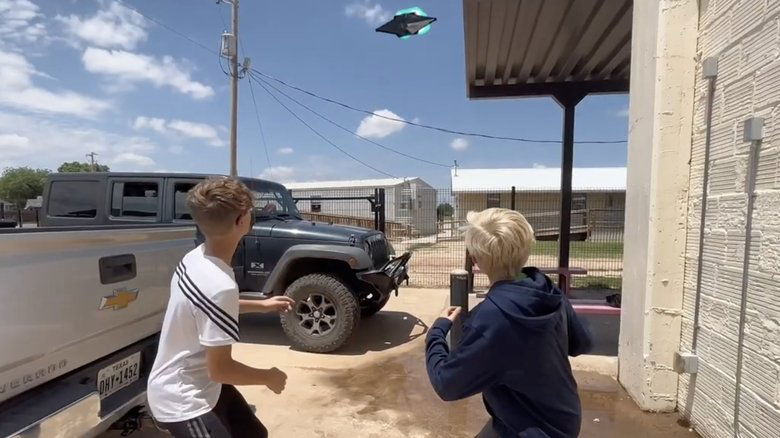 Gallery image from oMbpuftdtR1CfHQRtK2kFA5cXtG.jpg