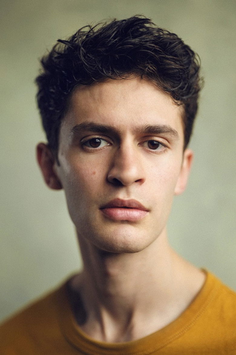 Josh Zaré portrait image